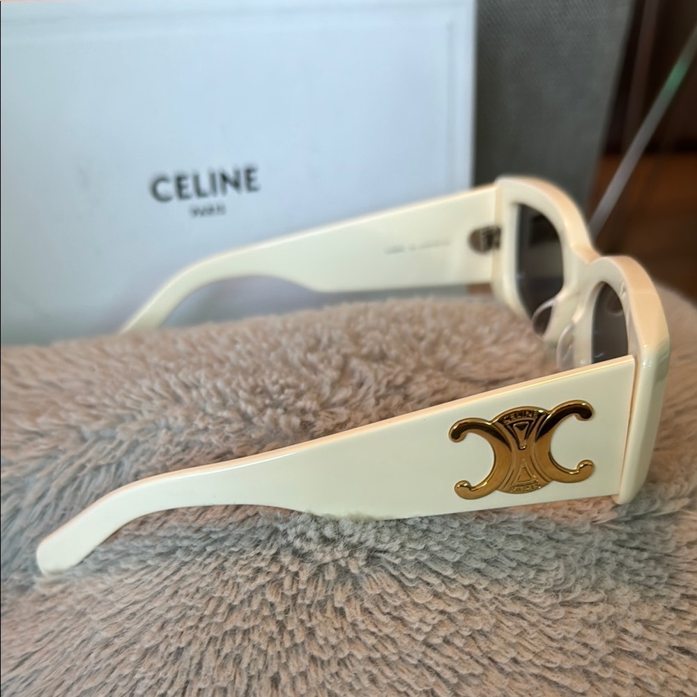 Celine Ivory Triomphe Sunglasses - Picture 2 of 7